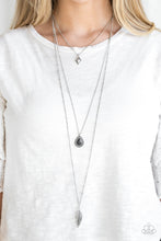 Load image into Gallery viewer, Paparazzi Fly The Coop - Black Necklace
