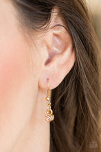 Load image into Gallery viewer, Paparazzi Straight To The Top - Gold Necklace

