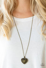 Load image into Gallery viewer, Paparazzi Casanova Charm - Green Necklace
