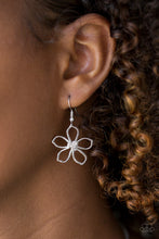 Load image into Gallery viewer, Paparazzi ♥ Hoppin Hibiscus - White ♥  Necklace
