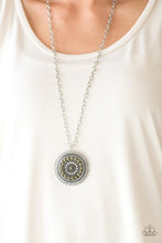 Load image into Gallery viewer, Paparazzi Lost SOL - Green Necklace
