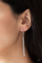 Load image into Gallery viewer, Paparazzi Shimmering Seashores - White Necklace
