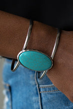 Load image into Gallery viewer, Paparazzi Desert Empress - Blue Bracelet
