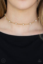 Load image into Gallery viewer, Paparazzi Stunningly Stunning - Gold Necklace
