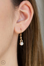 Load image into Gallery viewer, Paparazzi Stunningly Stunning - Gold Necklace
