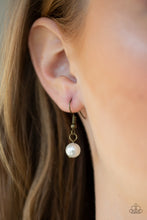 Load image into Gallery viewer, Paparazzi ♥ Teardrop Serenity - Brass ♥  Necklace
