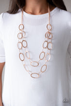 Load image into Gallery viewer, Paparazzi Glimmer Goals - Rose Gold Necklace
