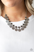 Load image into Gallery viewer, Paparazzi Mandala Movement - Black Necklace
