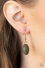 Load image into Gallery viewer, Paparazzi "Island Queen" Green Necklace &amp; Earring Set Paparazzi Jewelry
