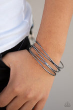 Load image into Gallery viewer, Paparazzi Showstopping Sheen - Black Bracelet
