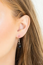 Load image into Gallery viewer, Paparazzi ♥ HEIR-headed - Black ♥ Necklace
