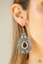Load image into Gallery viewer, Paparazzi Malibu Gardens - White Earrings
