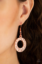 Load image into Gallery viewer, Paparazzi Mildly Metro - Copper Necklace
