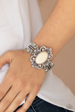 Load image into Gallery viewer, Paparazzi Mojave Mystic - White Bracelet
