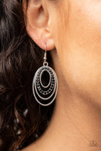 Load image into Gallery viewer, Paparazzi Date Night Diva - Black Earrings
