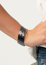 Load image into Gallery viewer, Paparazzi BAUBLE-Headed - Black Bracelet
