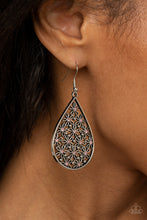 Load image into Gallery viewer, Paparazzi Tick, Tick, BLOOM! - Pink Earrings
