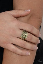 Load image into Gallery viewer, Paparazzi When You LEAF Expect It - Brass Ring
