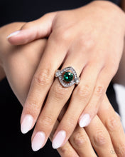 Load image into Gallery viewer, undefeated-dazzle-green-p4da-grxx-063xx
