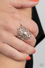 Load image into Gallery viewer, Paparazzi ♥ Perennial Daydream - White ♥  Ring
