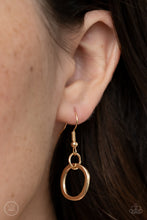 Load image into Gallery viewer, Paparazzi 90s Nostalgia - Gold Necklace
