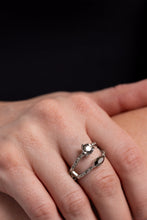Load image into Gallery viewer, embraceable-elegance-silver-p4da-svxx-125xx

