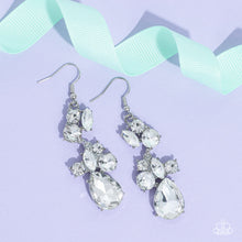 Load image into Gallery viewer, rhinestone-reveler-white-p5re-wtxx-533xx
