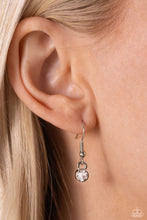 Load image into Gallery viewer, Paparazzi Simply Sentimental - White Necklace
