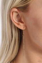Load image into Gallery viewer, Paparazzi Emblematic Elegance Initial C - Gold Necklace
