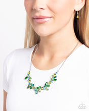 Load image into Gallery viewer, Paparazzi Serene Statement - Green Necklace
