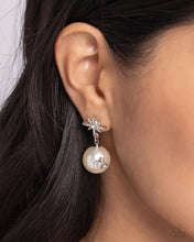 Load image into Gallery viewer, Paparazzi Cosmic Character - White Earrings
