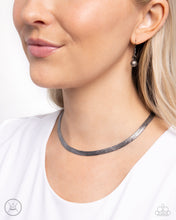 Load image into Gallery viewer, Paparazzi Simply Scintillating - Black Necklace
