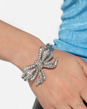 Load image into Gallery viewer, Paparazzi Its All A-BOW-t Me - White Bracelet
