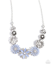 Load image into Gallery viewer, Paparazzi Garden Gesture - Blue Necklace
