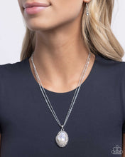 Load image into Gallery viewer, Paparazzi Beachy Baroness - White Necklace
