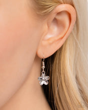 Load image into Gallery viewer, Paparazzi Teardrop Tribute - Purple Necklace
