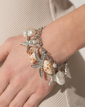 Load image into Gallery viewer, Paparazzi Seashell Song - White Bracelet
