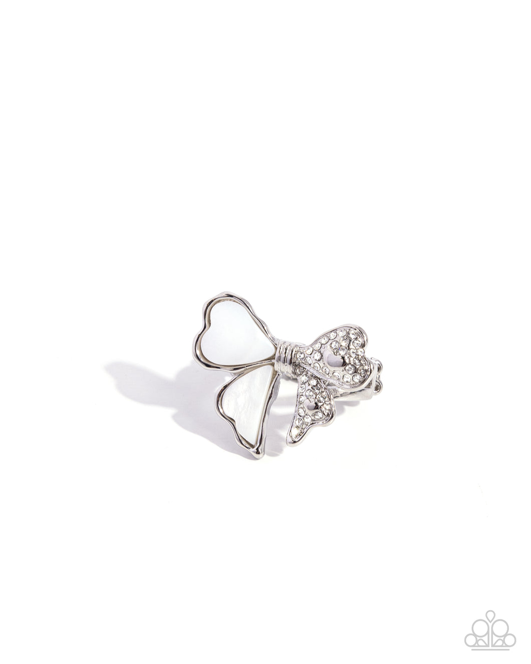 Paparazzi BOW-stopper - White Ring