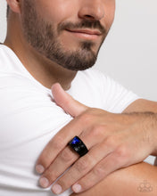 Load image into Gallery viewer, Paparazzi Trenchant Triangle - Blue Ring
