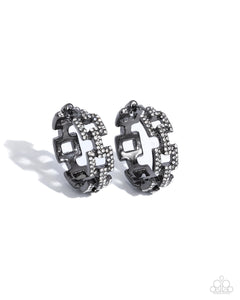 Paparazzi Geometric Glimpse - Black Earrings