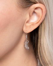 Load image into Gallery viewer, Paparazzi Trenchant Tribute - Silver Necklace
