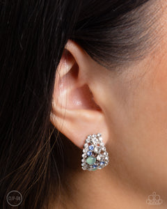 Paparazzi Elite Embrace - Green Earrings