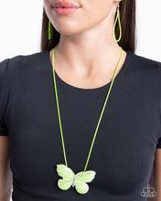 Load image into Gallery viewer, Paparazzi Fluttering Fervor - Green Necklace
