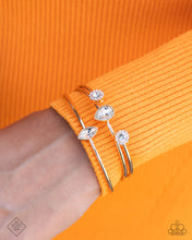Load image into Gallery viewer, Paparazzi Prolific Patron - Gold Bracelet
