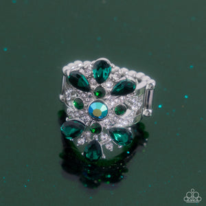 Paparazzi Pronged Panorama - Green Ring
