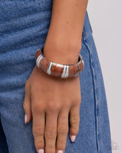 Load image into Gallery viewer, Paparazzi Pearly Persistence - Brown Bracelet
