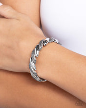 Load image into Gallery viewer, Paparazzi Captivating Curls - Silver Bracelet
