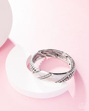 Load image into Gallery viewer, Paparazzi Good Time Grunge - White Bracelet
