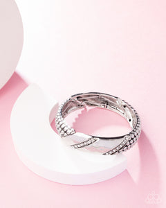 Paparazzi Good Time Grunge - White Bracelet