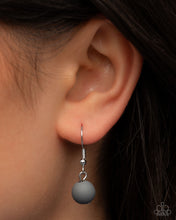 Load image into Gallery viewer, Paparazzi Hematite Hallmark - Complete Look
